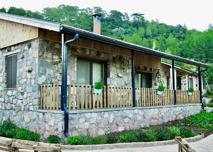 Dedehan Retreat Hotel