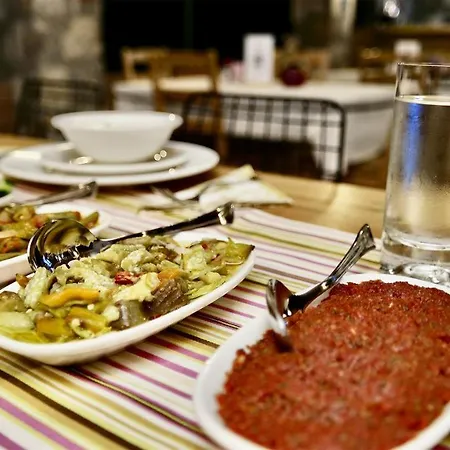 Dedehan Retreat ホテル ムーラ