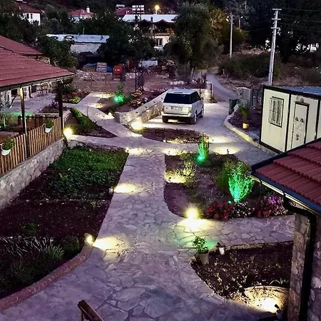 Hotel Dedehan Retreat