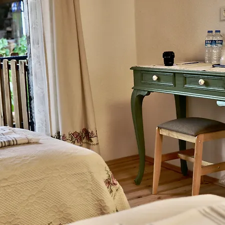 Dedehan Retreat ホテル *