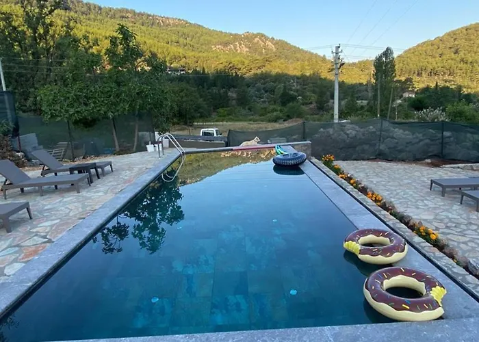 Dedehan Retreat Hotel